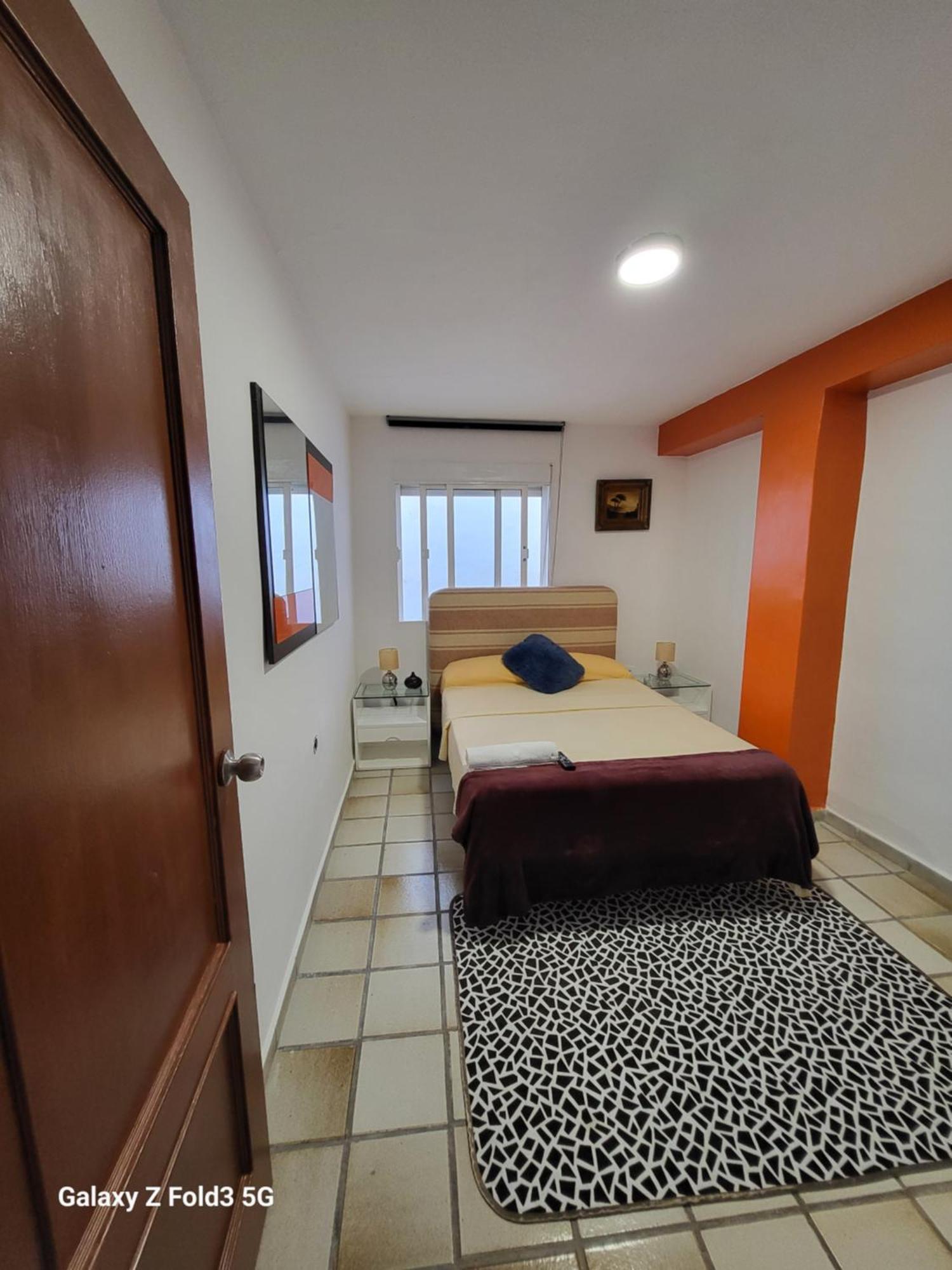 Habitacion Muy Centrica. Granada Esterno foto