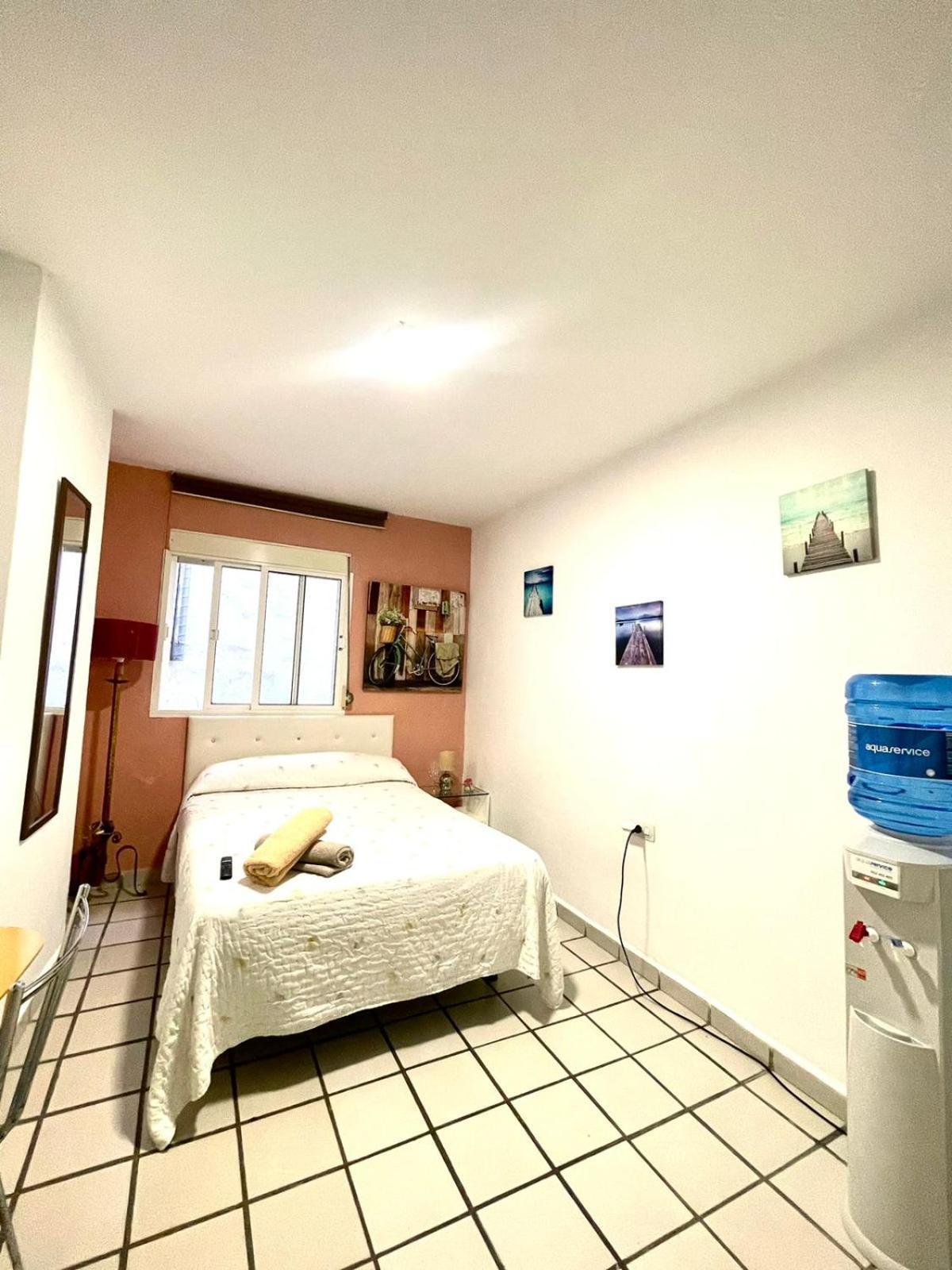 Habitacion Muy Centrica. Granada Esterno foto