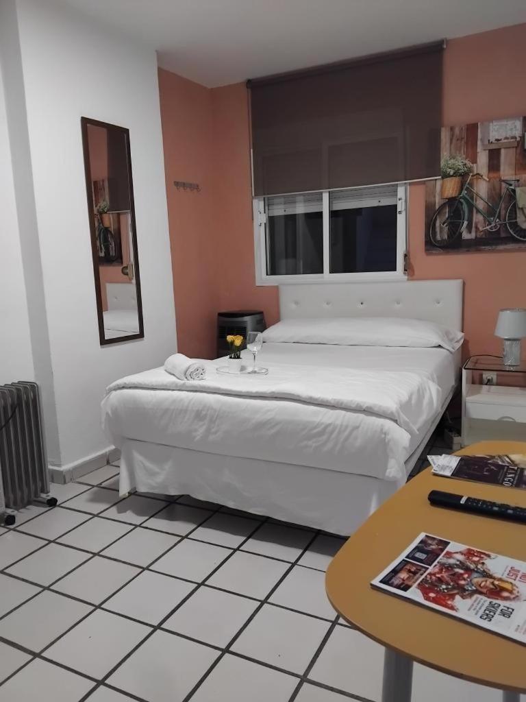 Habitacion Muy Centrica. Granada Esterno foto